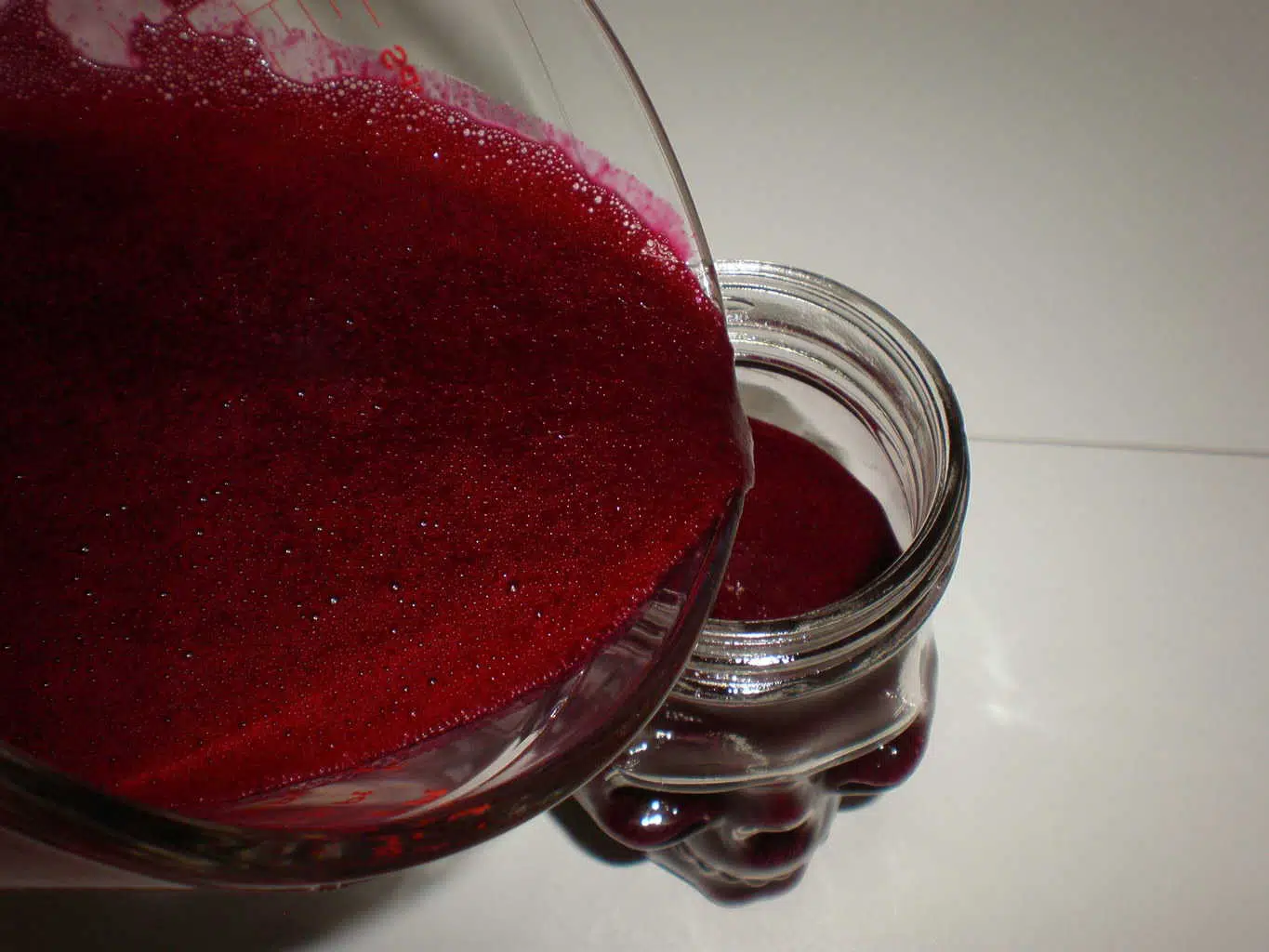 Servir la Bebida Noche de Finados o Finaos