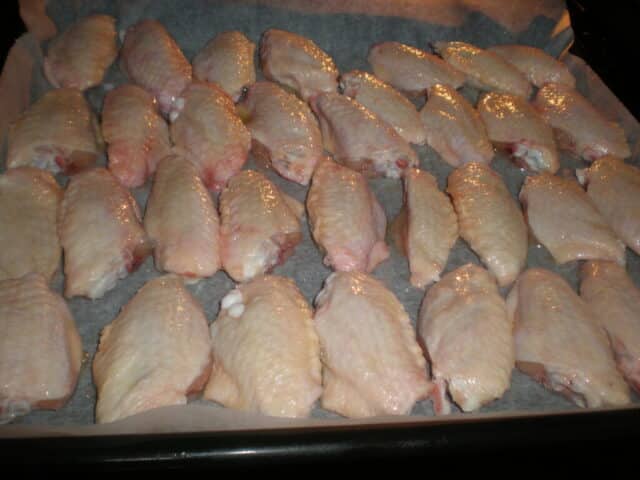 Alitas con aceite en el horno Alitas con aceite en el horno