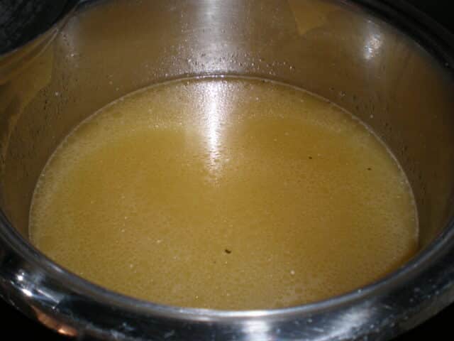 Caldo de carne con verdura