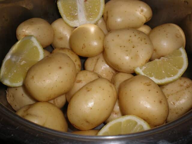 Papas y limón Papas y limón