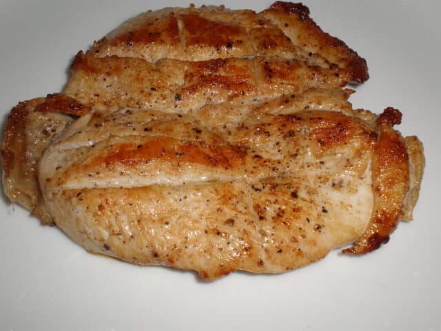 Pechugas de pollo salpimentadas 