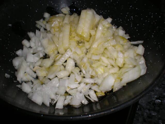 Cebolla, sal y aceite