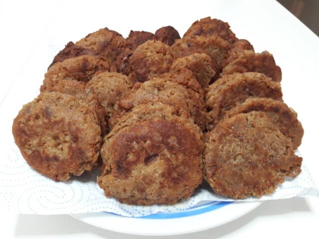 Frititos de batatas y almendras