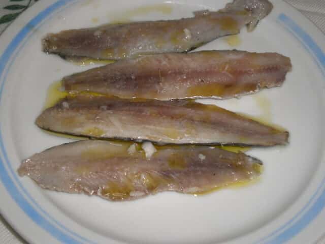 Sardinas al ajillo con limón 