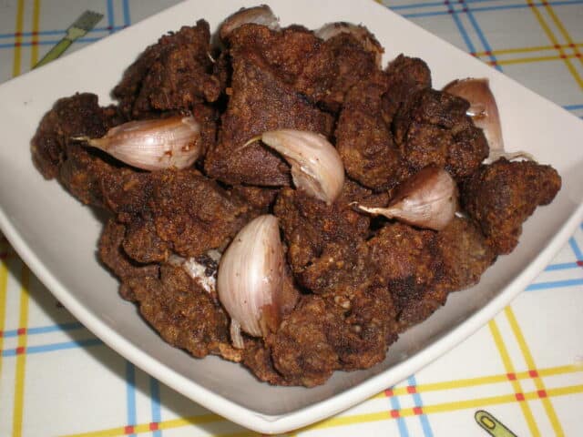 Hígado de pollo frito 
