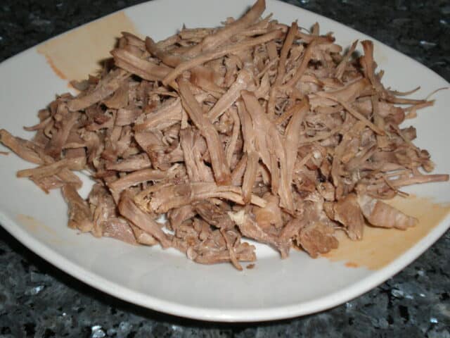Carne de ternera desmigada