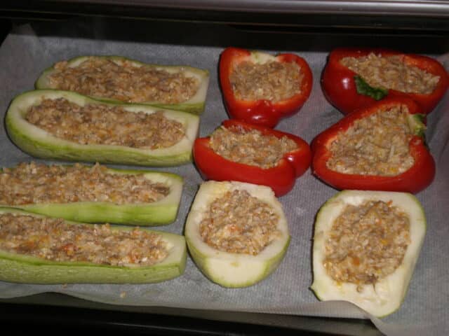 Calabacines y pimientos rellenos Calabacines y pimientos rellenos