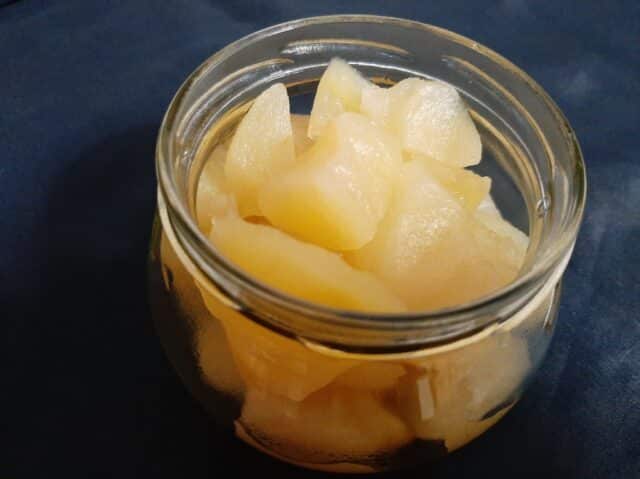 Botitos de pera y manzana hervida