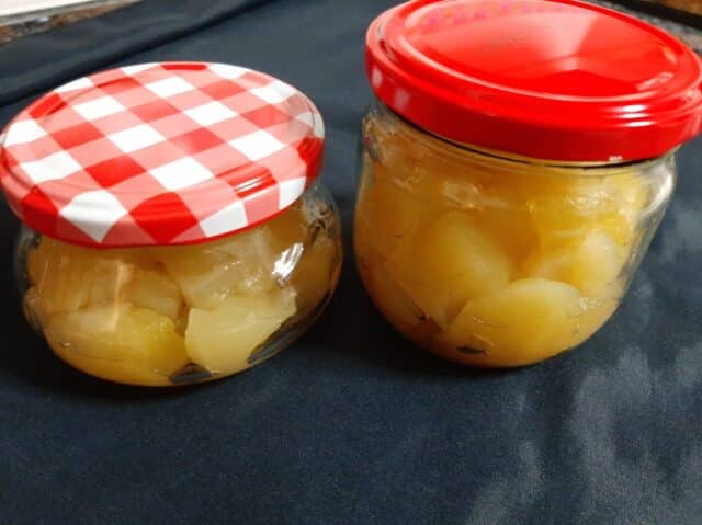 Botitos de pera y manzana hervidas