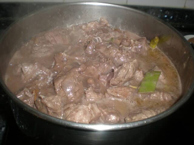 Cocinar la ternera borracha