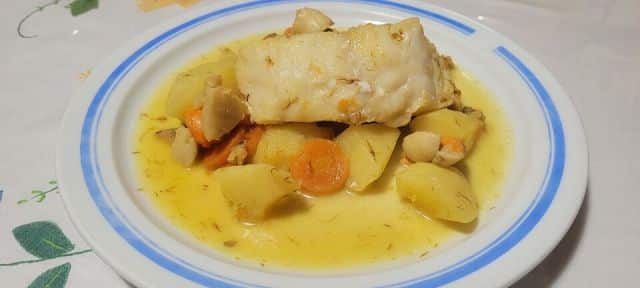 Bacalao con almejas y vieras