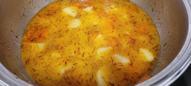 Echar el vino y el agua