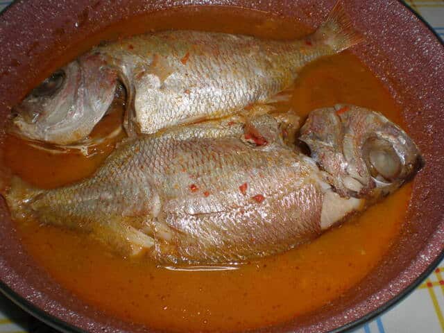 Sama con mojo rojo con pimiento 