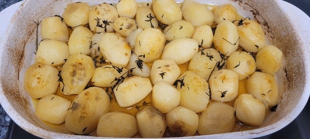 Papas al tomillo horneadas