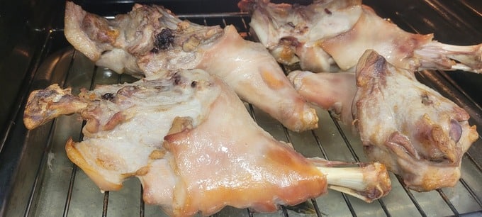 Piernas de lechón al horno