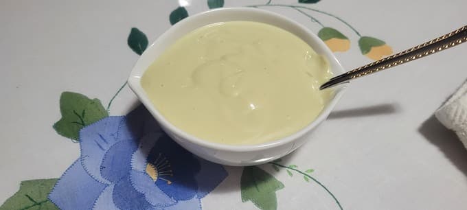 Salsa de aguacate y nata