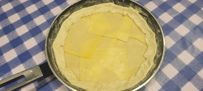 Bordes de hojaldre doblados Bordes de hojaldre doblados