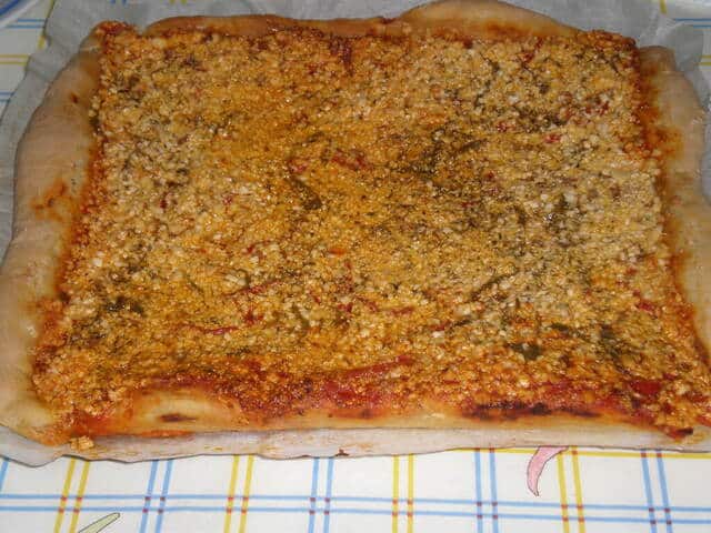 Pizza de carne y pimientos Pizza de carne y pimientos