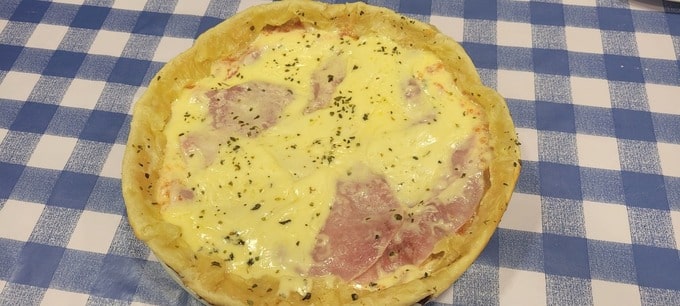 Pizza de hojaldre en sartén Pizza de hojaldre en sartén