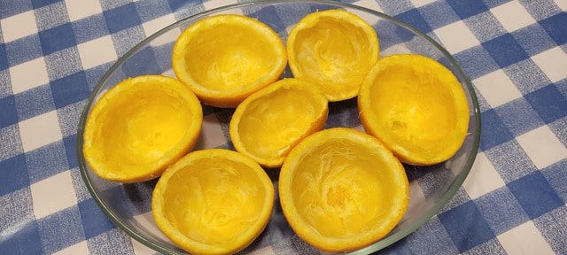 Medias naranjas en bandeja Medias naranjas en bandeja
