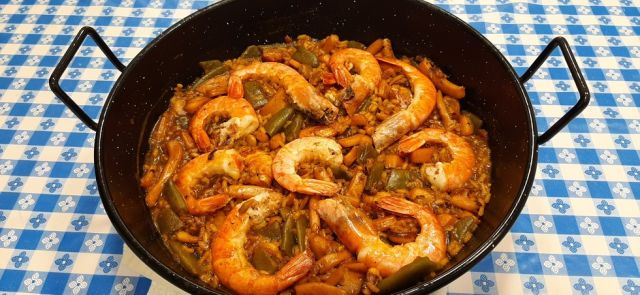 Arroz integral vaporizado con gambones
