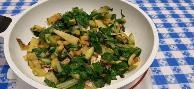 Salteado de acelgas y calabacín